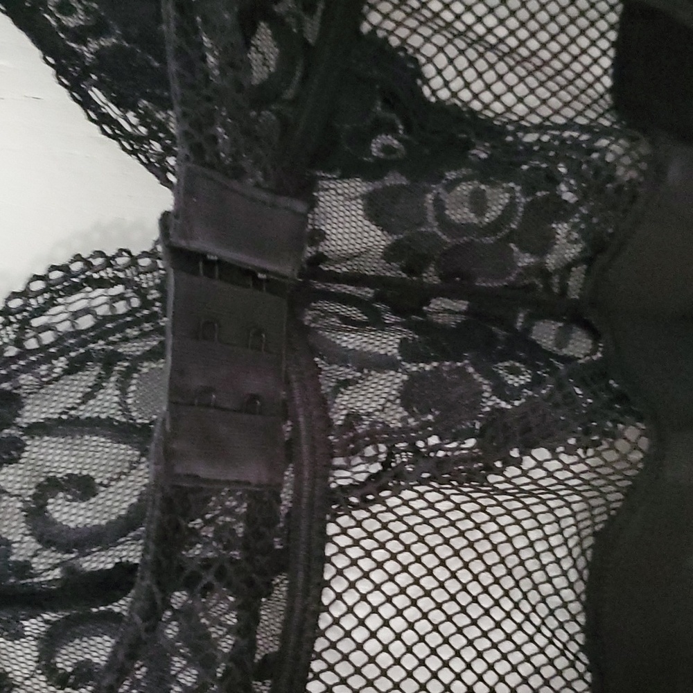 BLACK LINGERIE SIZE MEDIUM, TIE BACK, ONE PIECE lace babydoll - Picture 5 of 14